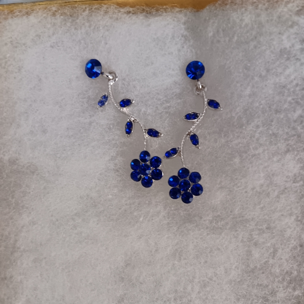 Fashion Earrings Hand Made